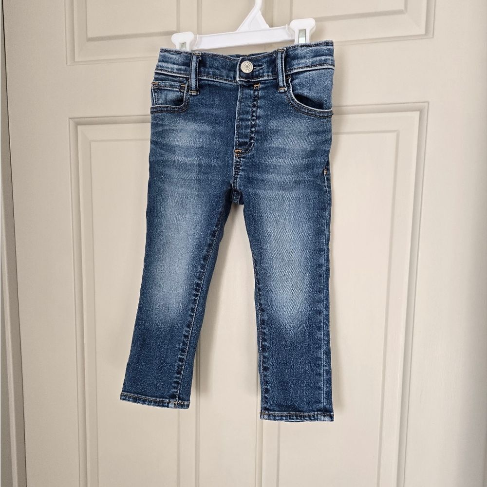 2/$15 Gap slim taper jeans size 3